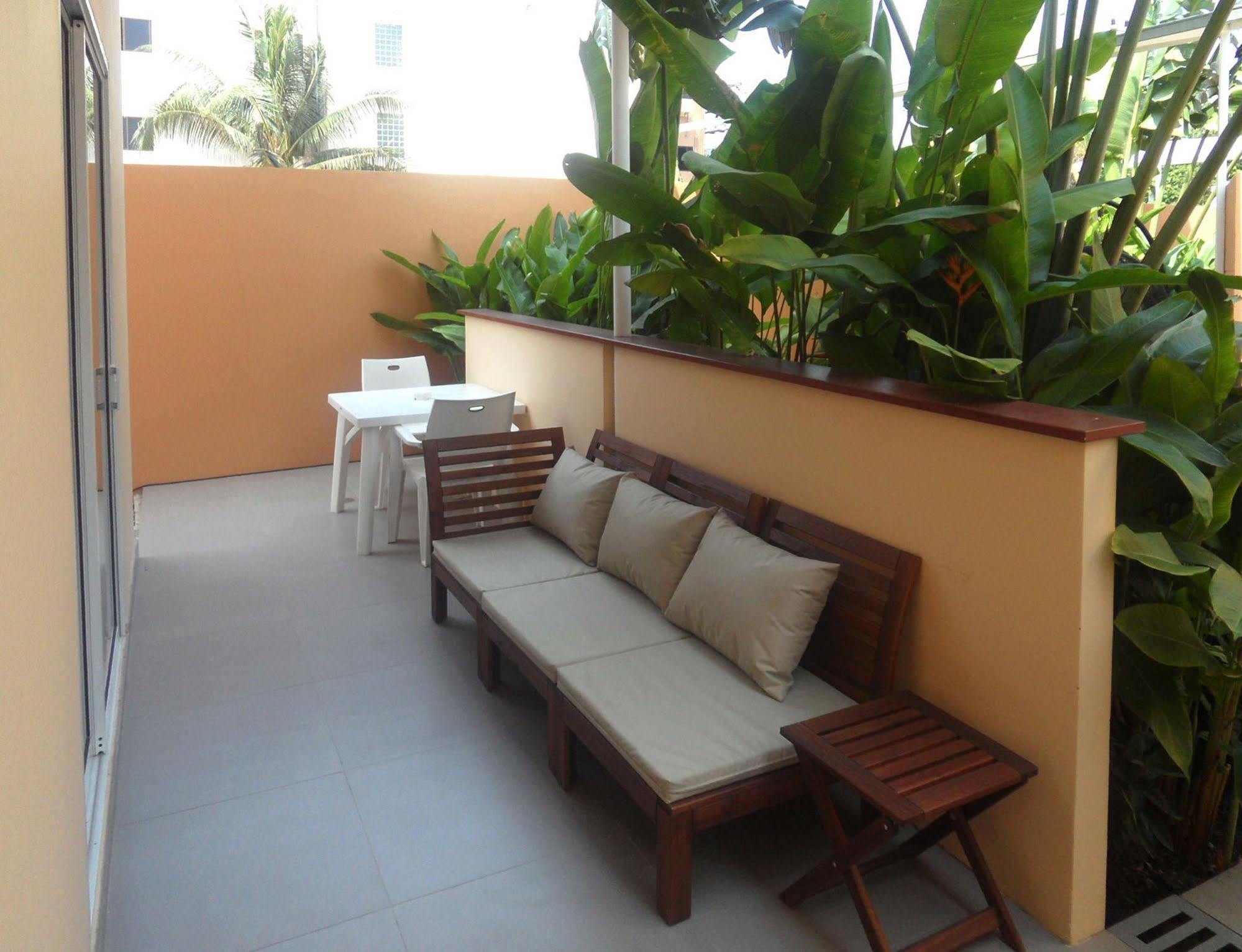 Gp Rooms Pool Guesthouse Патая Екстериор снимка