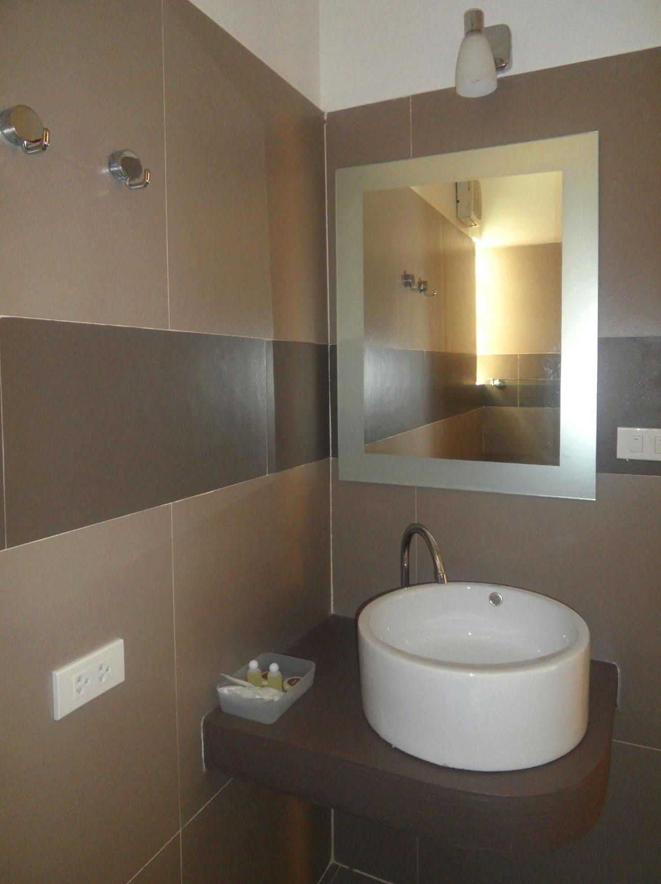 Gp Rooms Pool Guesthouse Патая Екстериор снимка