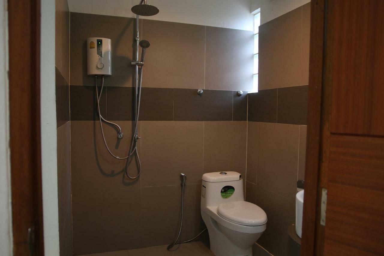 Gp Rooms Pool Guesthouse Патая Екстериор снимка