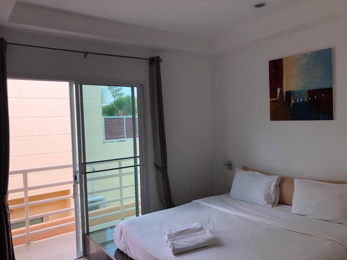Gp Rooms Pool Guesthouse Патая Екстериор снимка